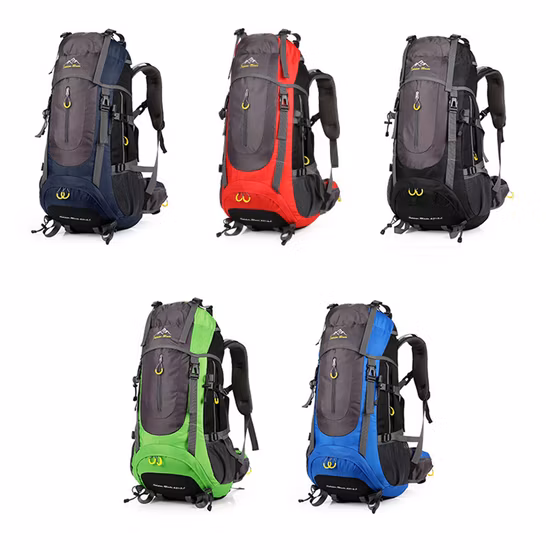 Waste Soil Retro Outdoor Large Capacity Oil Wax Oil impermeável Canvas Travel Mountaineering Camping Military Style Backpack